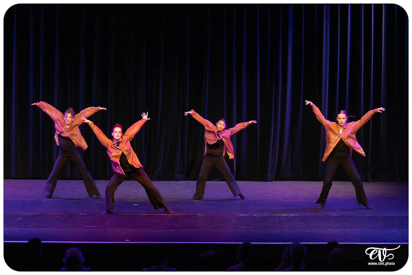 ECOLE DE DANSE CÉCILE ADAMOW